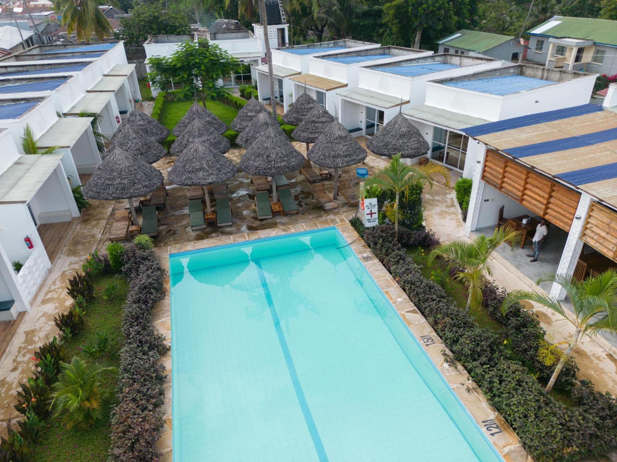 Mafia Dream Hotel Kilindoni Exterior photo