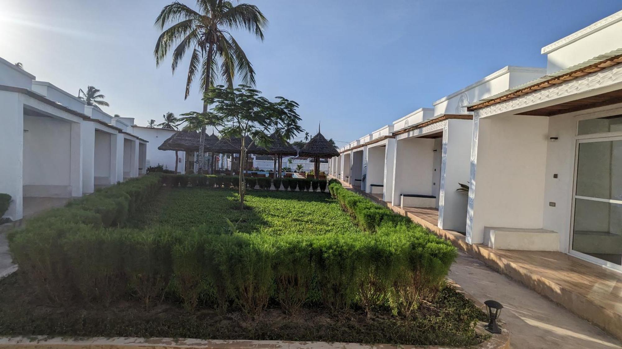 Mafia Dream Hotel Kilindoni Exterior photo