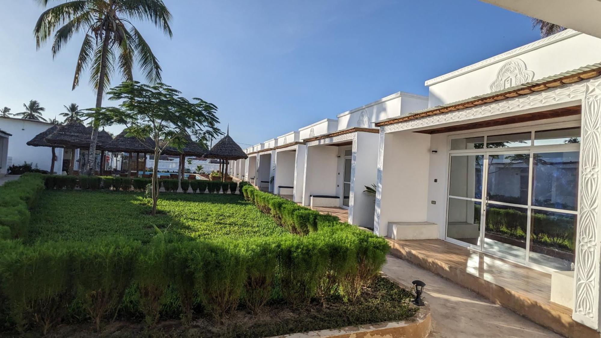 Mafia Dream Hotel Kilindoni Exterior photo